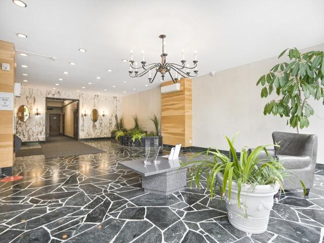 The Saguenay Apartments 1 Bedroom Apartment for Rent at 135 Rue Sherbrooke E, Montréal, QC H2X 1C6