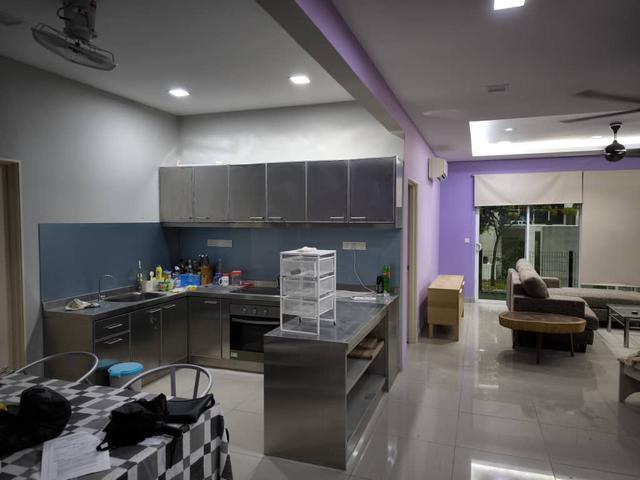 The Sanderson Garden Villas 3 Parking Bukit Serdang