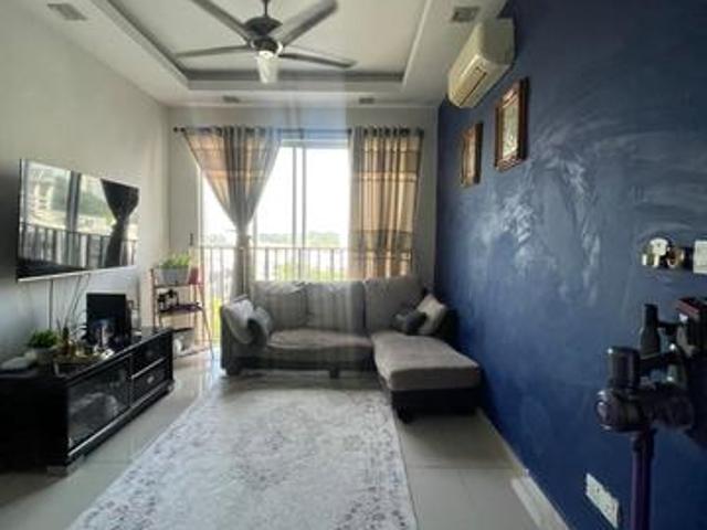 The Sanderson Suites 900sf Freehold Bukit Serdang
