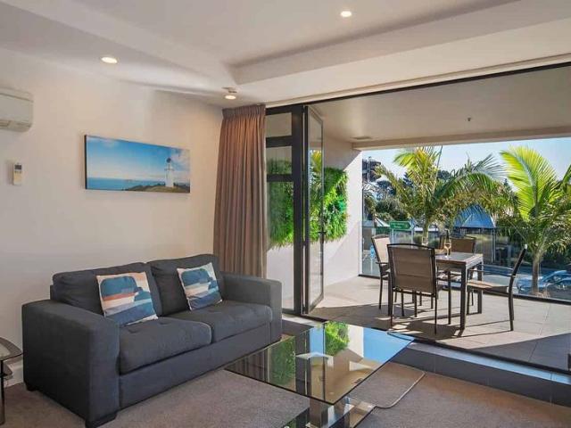 The Sands Beach Furnishe Apartment Walk to Beach