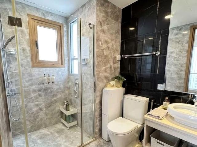 The Santorini D18, Condominium