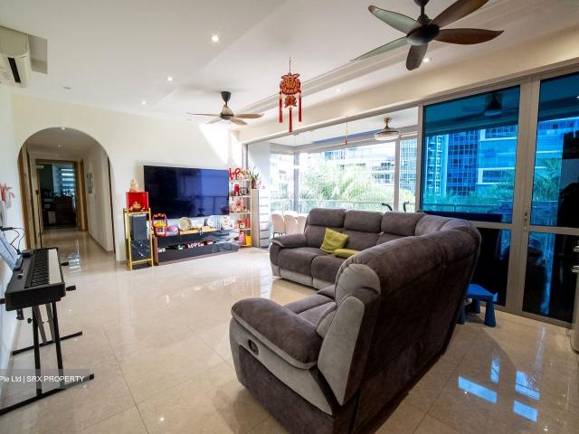 The Santorini D18, Condominium
