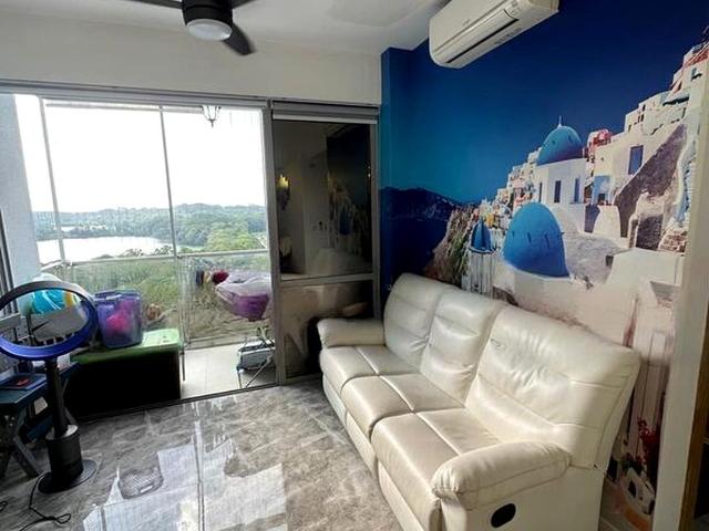 The Santorini D18, Condominium