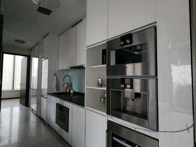 The Scotts Tower D9, Condominium