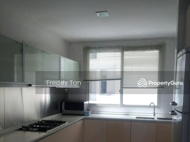 The Sea View D15, Condominium