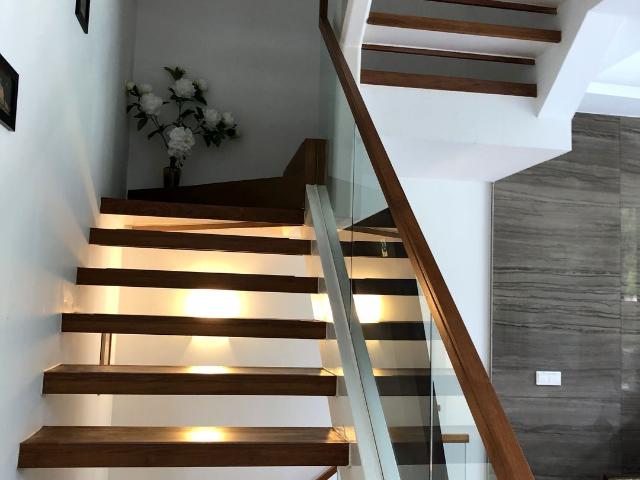 The Seawind D15, Condominium