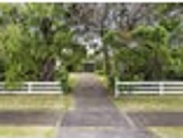 The secret extremely large garden