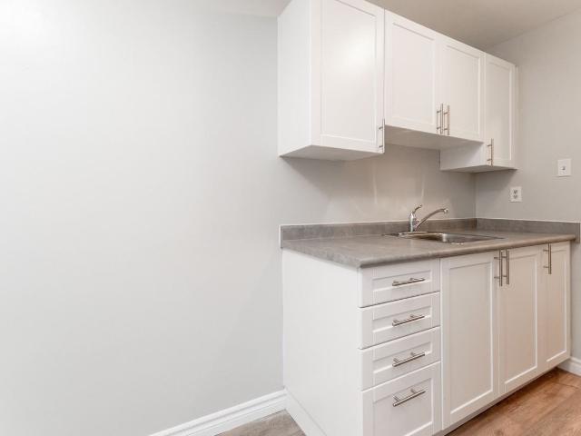 The Senate Apartments 1 Bedroom Apartment for Rent at 1223 Richmond St, London, ON N6A 3L8 North London
