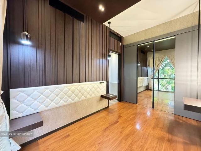 The Siena D10, Apartment