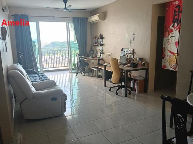 The Spring renovated 925sf seaview jelutong