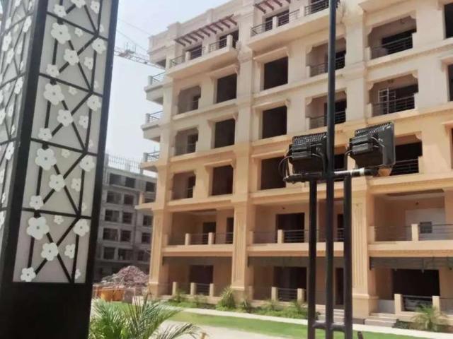The springs studio apartment on 5 years instalment on canal lahore canal valley society id 09735