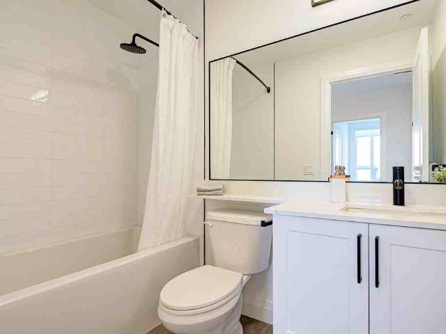 The Staves 1 Bedroom Apartment for Rent at 17 Barrel Yards Blvd, Waterloo, ON N2L 0E4 Downtown Waterloo