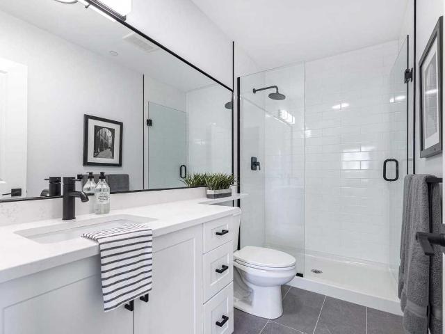 The Staves 1 Bedroom Apartment for Rent at 17 Barrel Yards Blvd, Waterloo, ON N2L 0E4 Downtown Waterloo