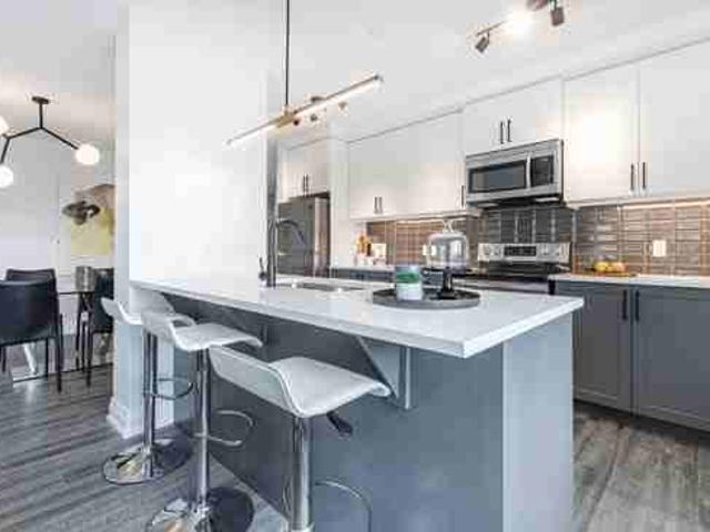 The Staves 1 Bedroom Apartment for Rent at 17 Barrel Yards Blvd, Waterloo, ON N2L 0E4 Downtown Waterloo