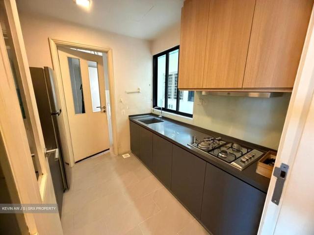 The Sterling D21, Condominium