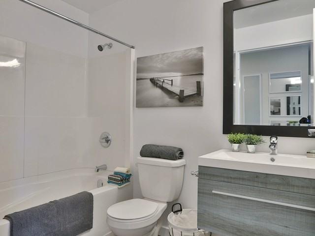 The Sterling Window Lofts Studio Apartment for Rent at 283 Portage Ave, Winnipeg, MB R3B 2B5 Downtown Winnipeg