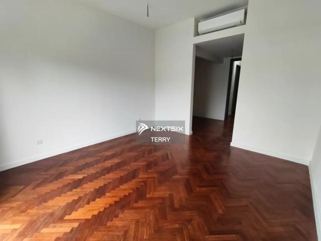 The Straits View Condominium @ Permas Jaya