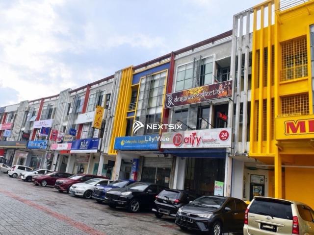 The Straits View Condominium