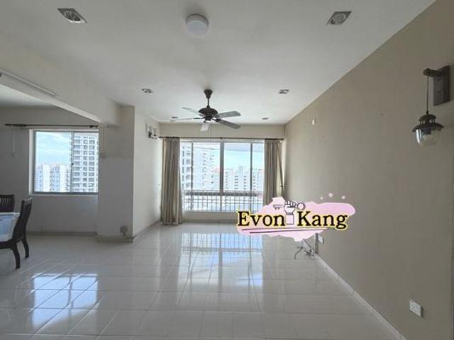 The Straits Regency Tanjung Bungah 1530SF Fully Renovated Seaview