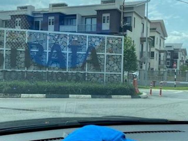 The Strata Townhouse Bandar Puteri Bangi Lower Unit
