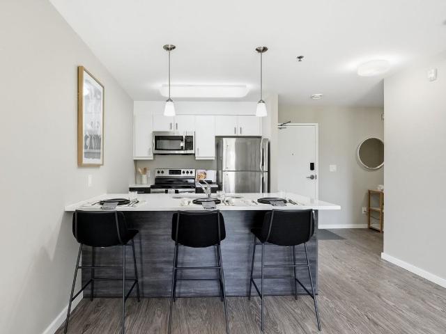 The Summit at Seasons 2 Bedroom Apartment for Rent at 703 Sterling Lyon Pky, Winnipeg, MB R3P 2T7
