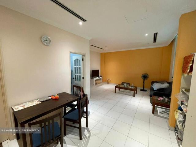 The Summit D16, Condominium