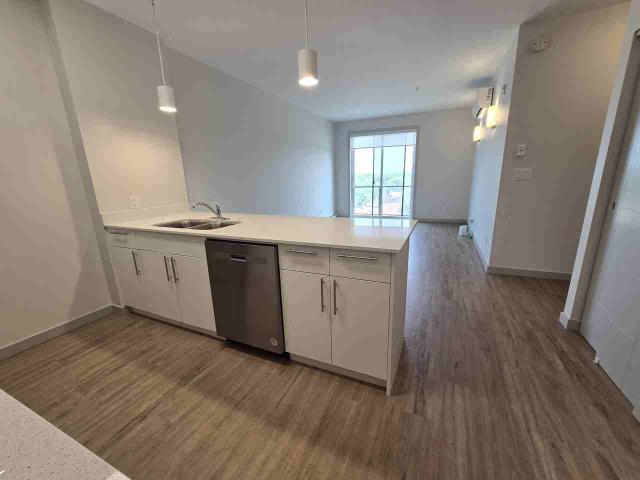 The Point at Pembina 1 Bedroom Apartment for Rent at 1125 Pembina Hwy, Winnipeg, MB R3T 2A3 Beaumont