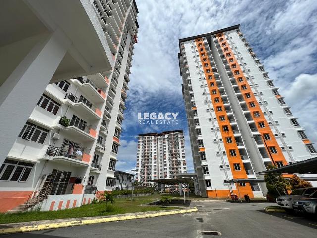 The Palm Condominium | 6th Floor Corner | Partially Furnished
