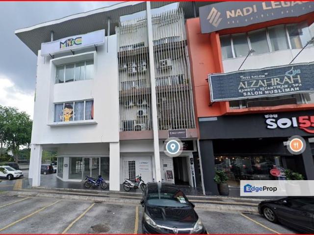 The Parc Business Outlet 4 Storey Shop Lot For Sale