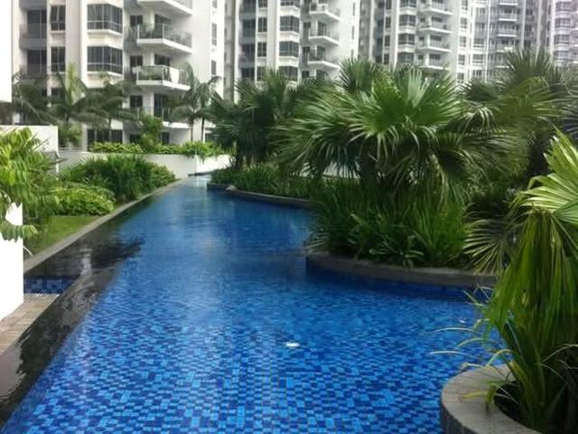 The Parc Condominium D5, Condominium