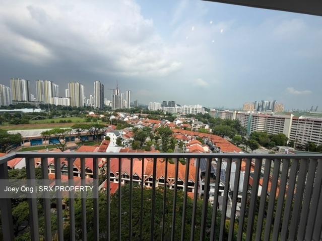 The Parc Condominium D5, Condominium