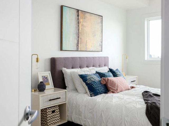 The Parkway Studio Apartment for Rent at 2825 Meadows Pky, Saskatoon, SK S7V 0Y3