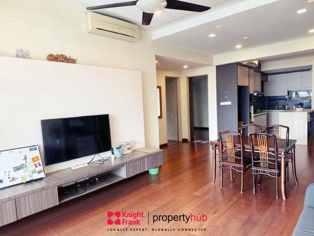 The Peak Vista Condominium 1293 sf With Good Cheap Price For Sale