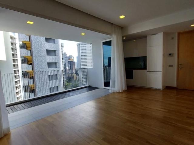 The Peak @ Cairnhill Ii D9, Apartment