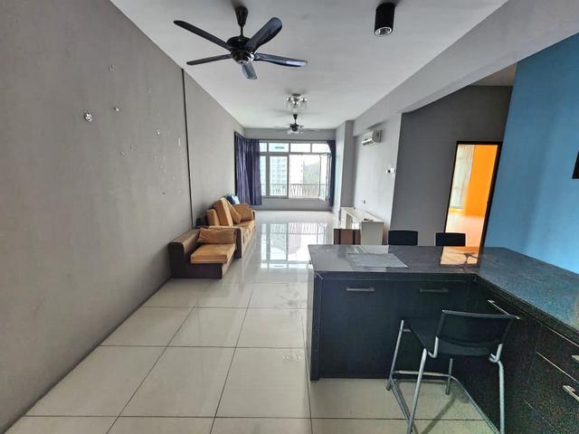 The Peak Residence At Tanjung Tokong Renovated Freehold 2 Car Park
