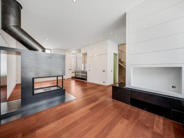 The perfect and unique apartment on two floors in Kreis 6