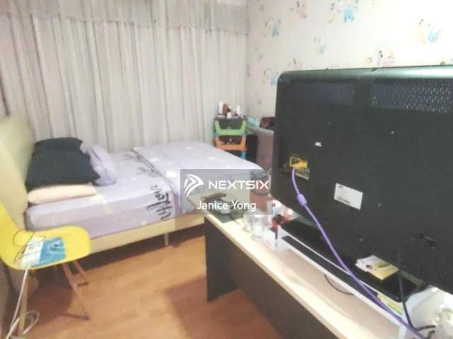 The Platino Serviced Apartment