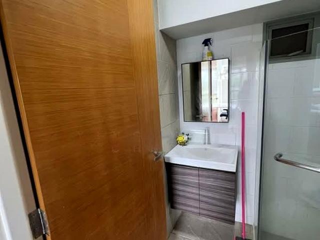 The Premiere @ Tampines. HDB 5 Rooms