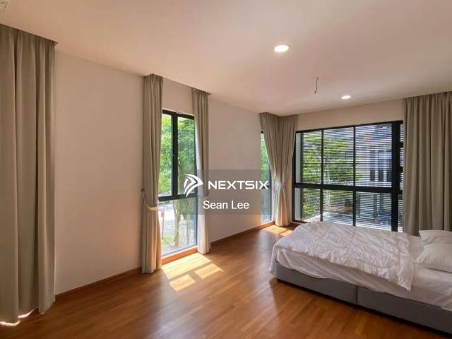 The property enjoys a significantly larger land area, providing extra outdoor space that can be used for garden, extension, parking, or even future customization