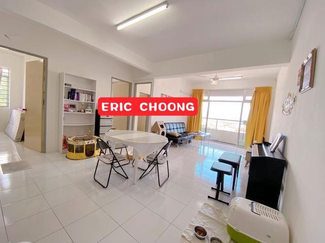 THE PULSE APARTMENT GELUGOR RENOVATED WELL MAINTAIN UNIT 1 Cp SALE