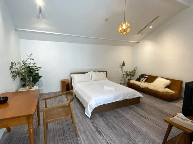 The Quests Studio, Venus House