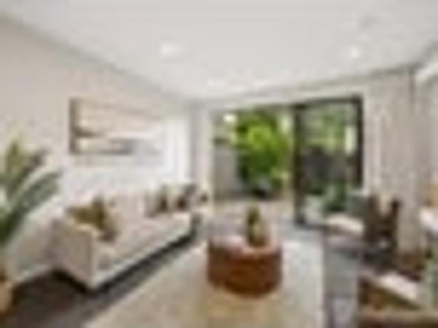 House is now vacant owners need this sold!