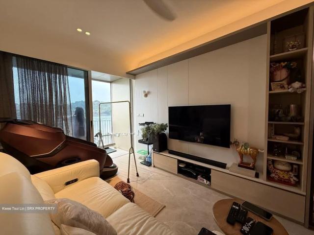 The Reef At King’s Dock D4, Condominium