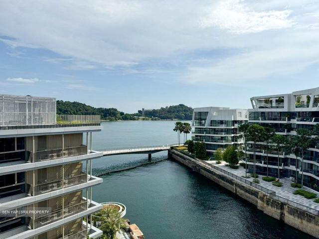 The Reef At King’s Dock D4, Condominium