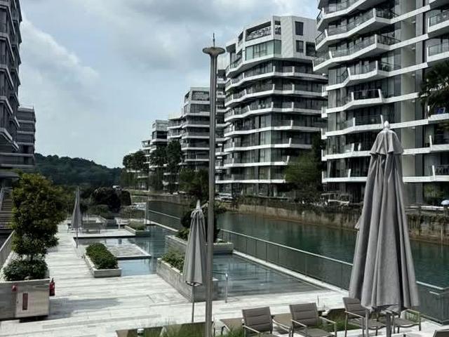 The Reef At King’s Dock D4, Condominium