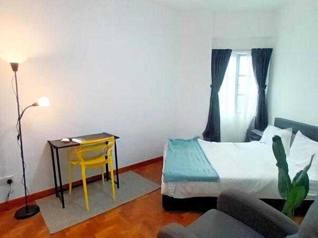 The Riverside Piazza D1, Apartment