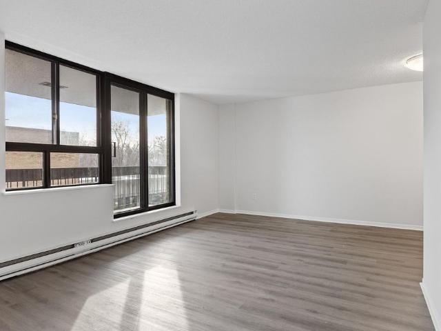 The Riversides at 1541 and 1591 Lycée Place offers 1, 2 and 3 bedroom rental suites in Ottawa! Move in Today!