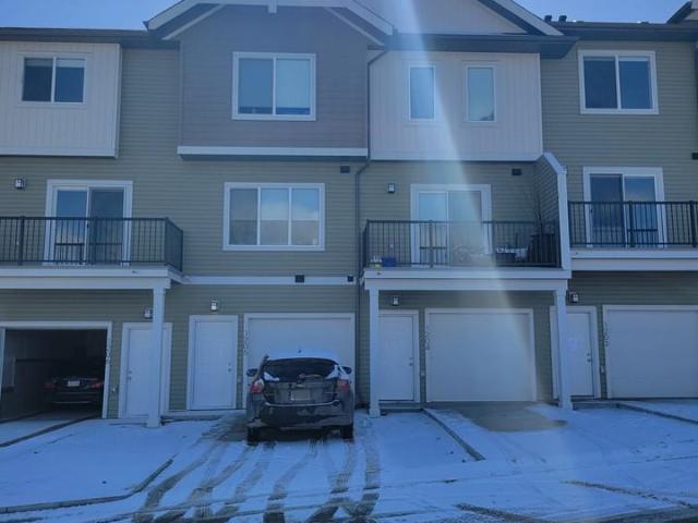 The Ridge Townhouse 3 Bedroom Home for Rent at 24 Rivercrest Dr, Cochrane, AB T4C 2C5