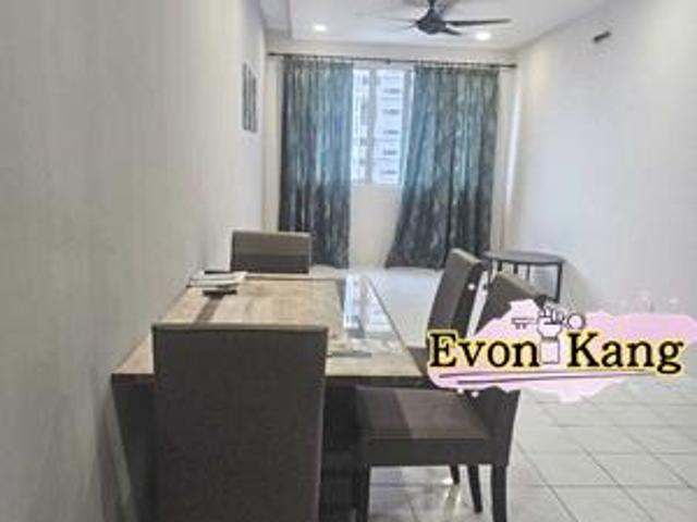 The Rise Collection 2 Georgetown 800SF Fully Furnished 1 Car Park