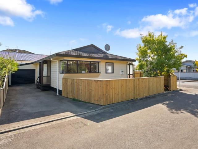 the wood, 2 bedrooms